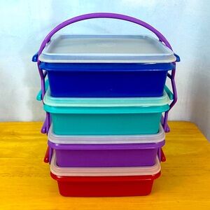 Vintage Tupperware Squared Away Sandwich Keepers 1362 Stackable Set/4
